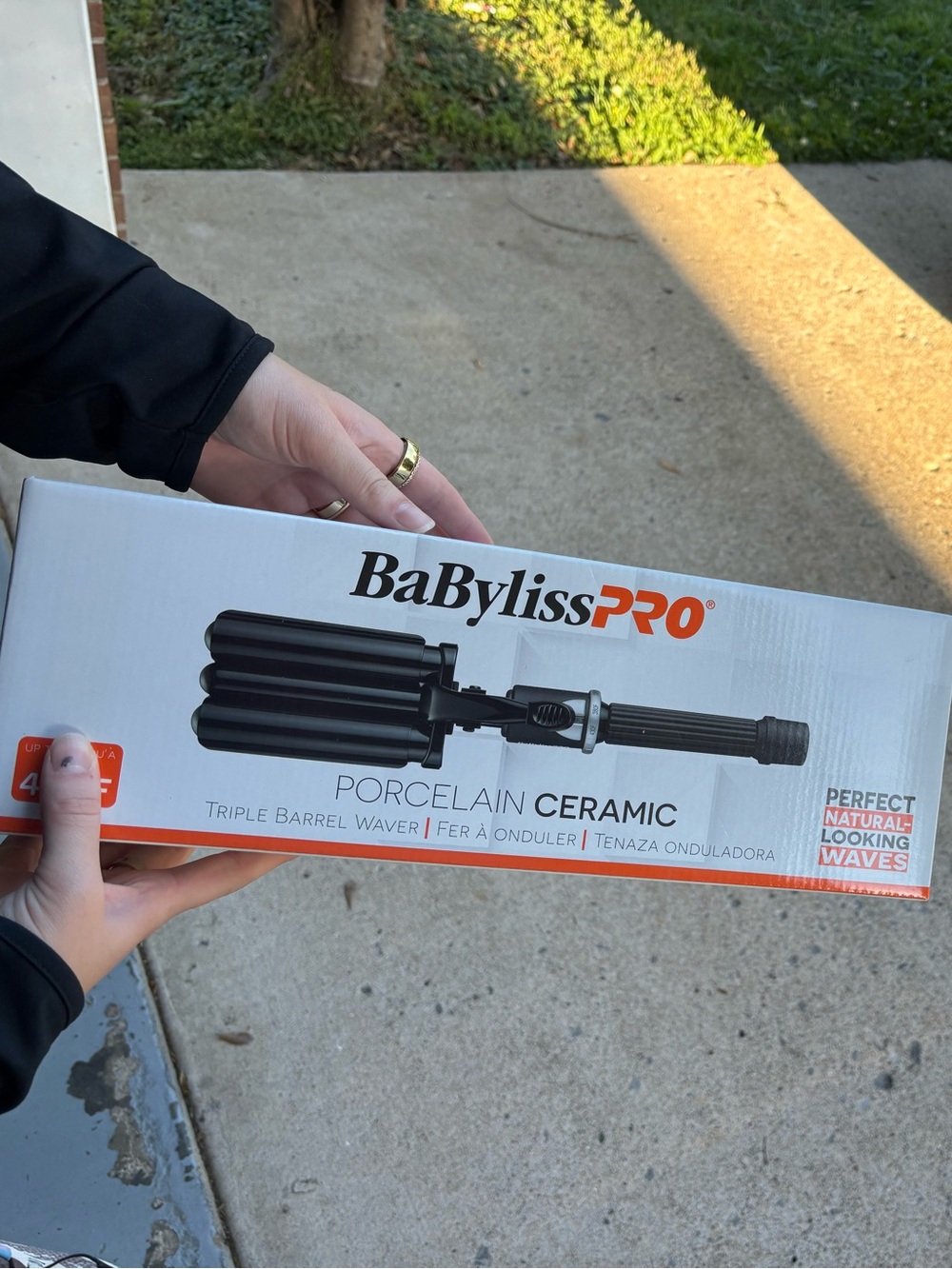 NWT BaBylissPRO Porcelain Ceramic Triple Barrel Waver